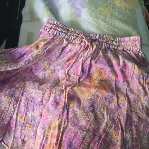 Spell Hibiscus Lane Shorts - Picture 1 of 5